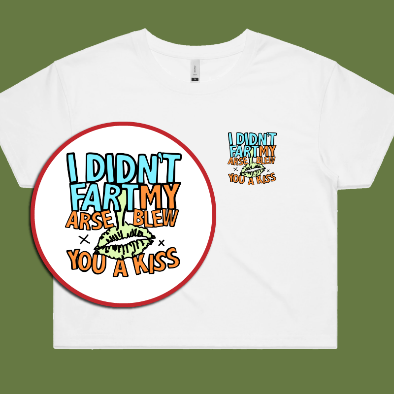 Kiss From Down Under ๐๐จ โ Women's Crop Top