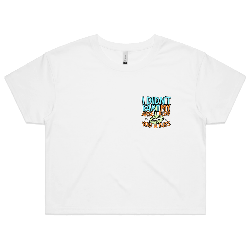 S / White Kiss From Down Under 😘💨 – Women's Crop Top