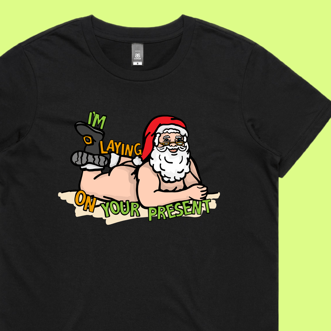 Santaโs Present ๐
๐- Women's T Shirt