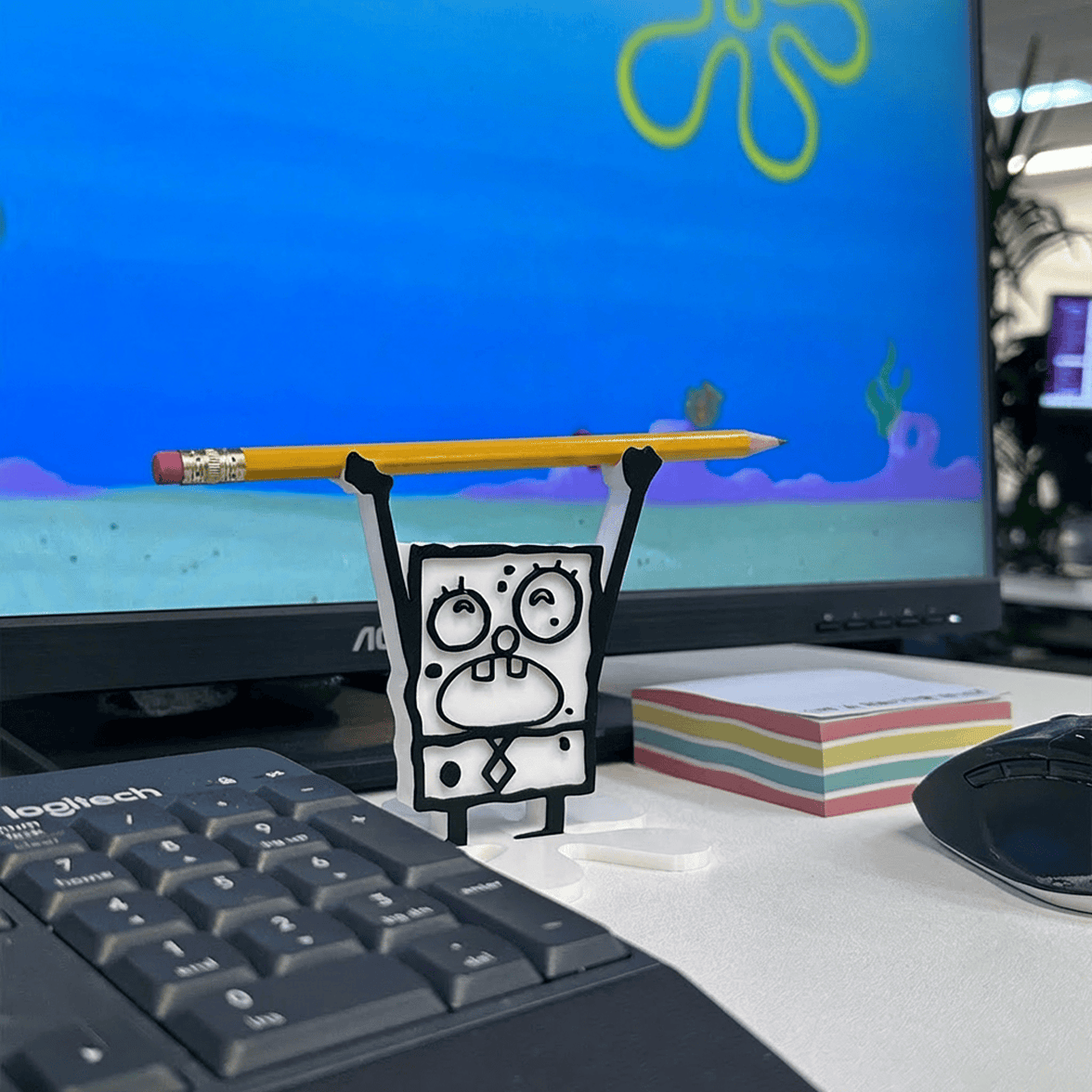 Doodles Bob ✏️🟨 - Pen Holder