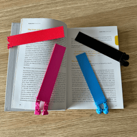 Flat Mate - Bookmark 🦶📕