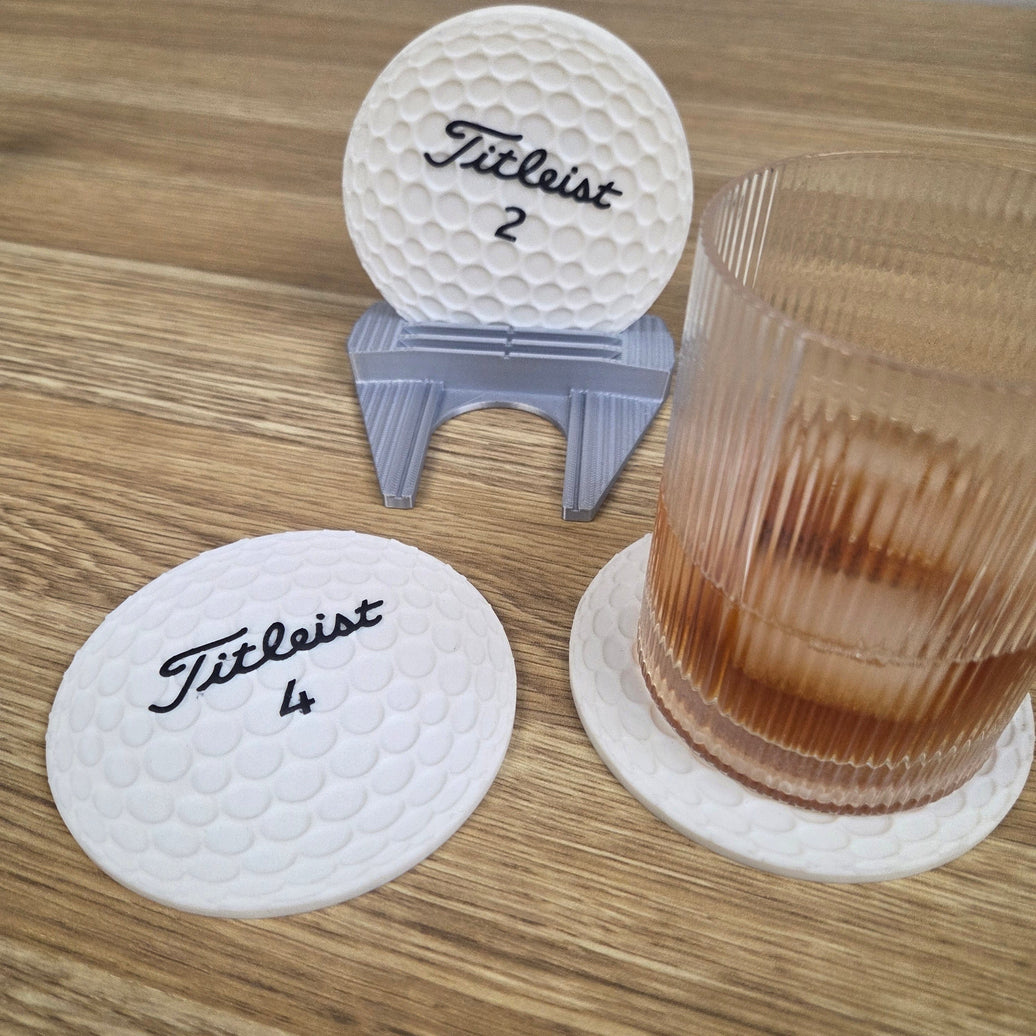Golf Balls & Putter - 3D Coaster Set ❄️🍻