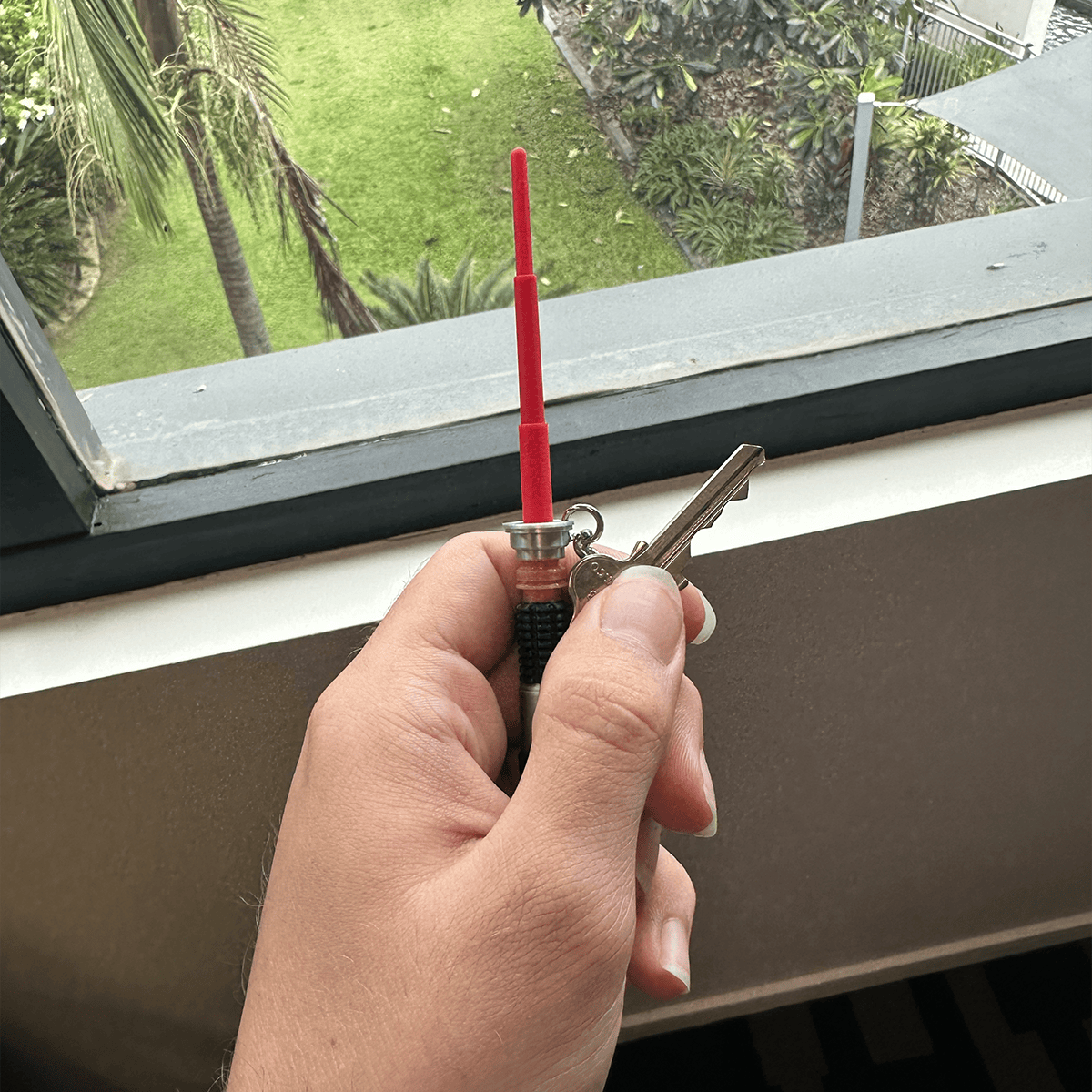 Light Sword (Retractable) - Keychain ⚔️🌟