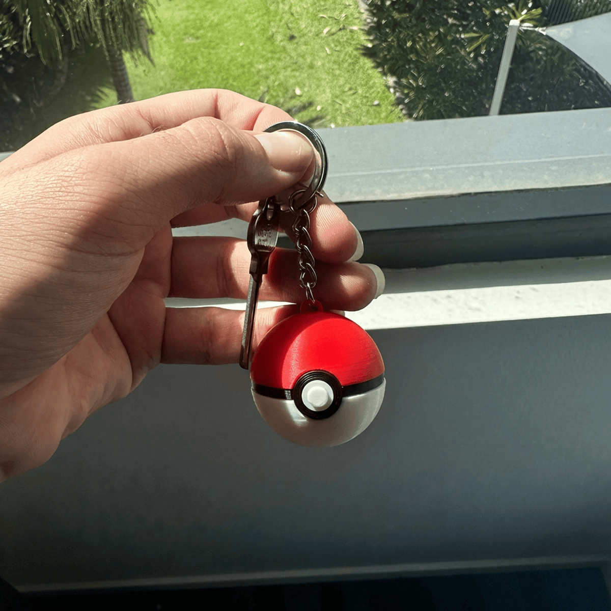 Pocket Ball - Keychain ⚡🔴⚪
