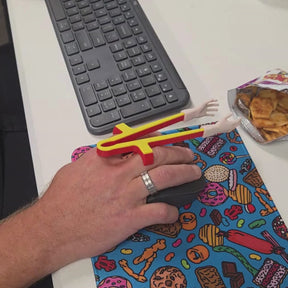 Snack Hands 🤚🥢 - Finger Chopsticks