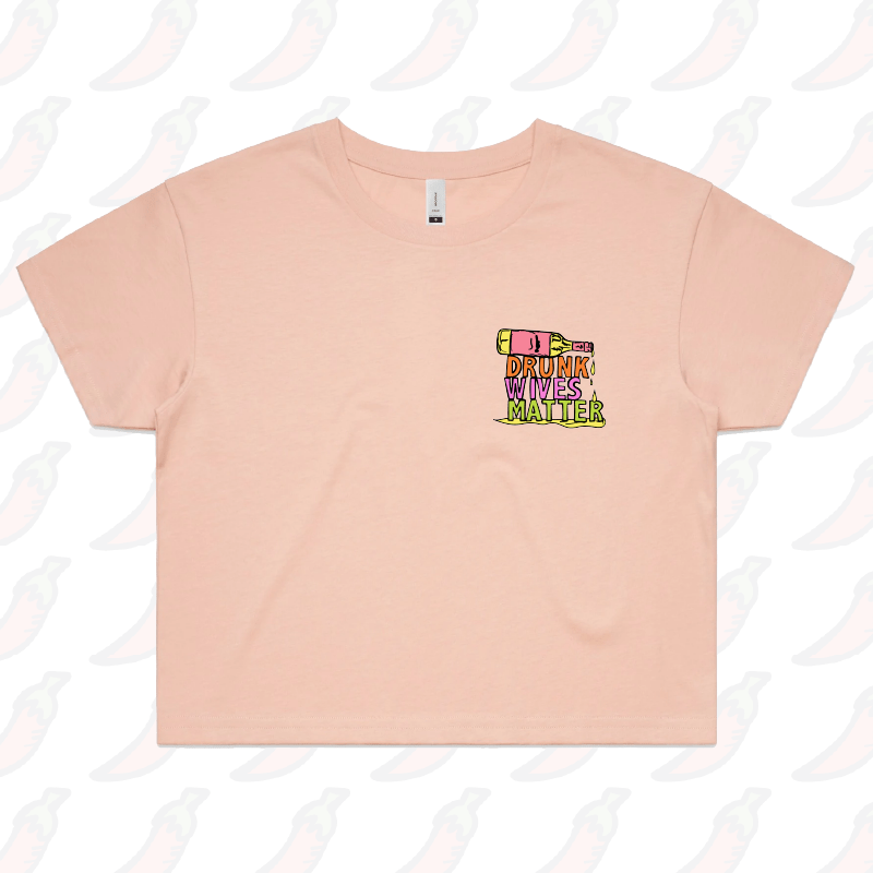 S / Pink Drunk Wives Matter 🥂 – Women's Crop Top