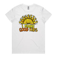 XS / White / Large Front Design I Make Good Kids 👩‍👧‍👦 – Women's T Shirt